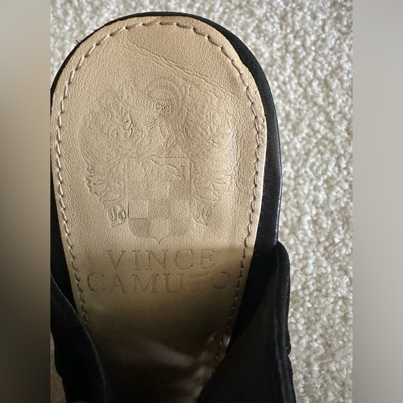 Vince Camuto Heels - Picture 2 of 5
